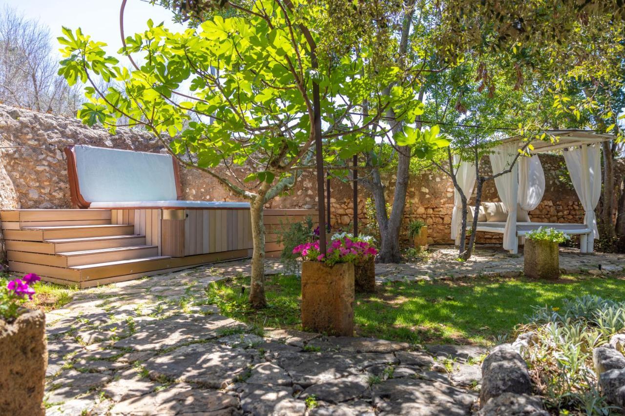 Bed and Breakfast Badia Del Casale Удженто Экстерьер фото