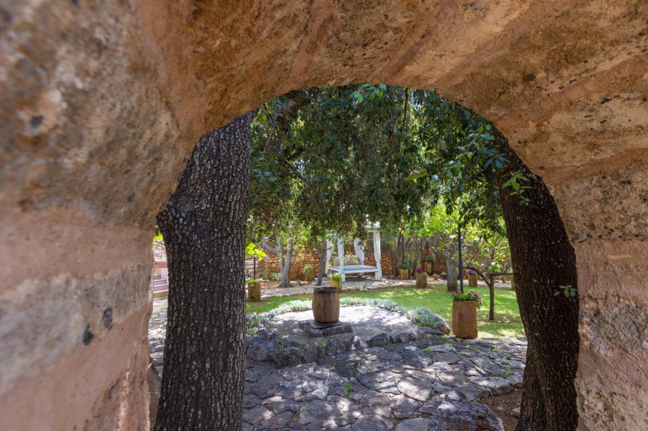 Bed and Breakfast Badia Del Casale Удженто Экстерьер фото